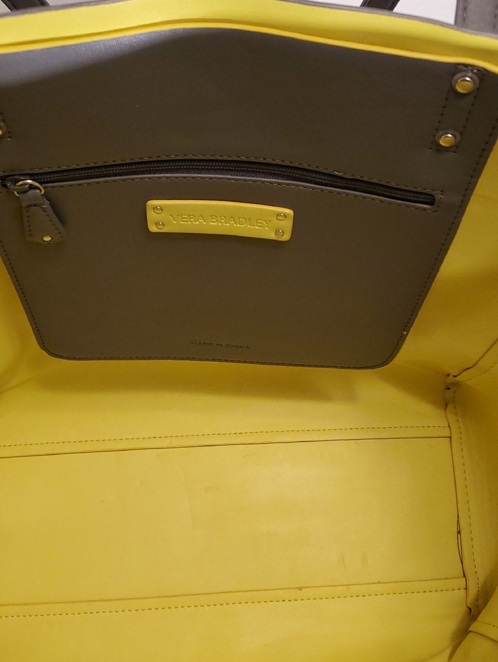 🧯Vera Bradley Gray Tote Bag with Yellow Floral Accent - Picture 5 of 6